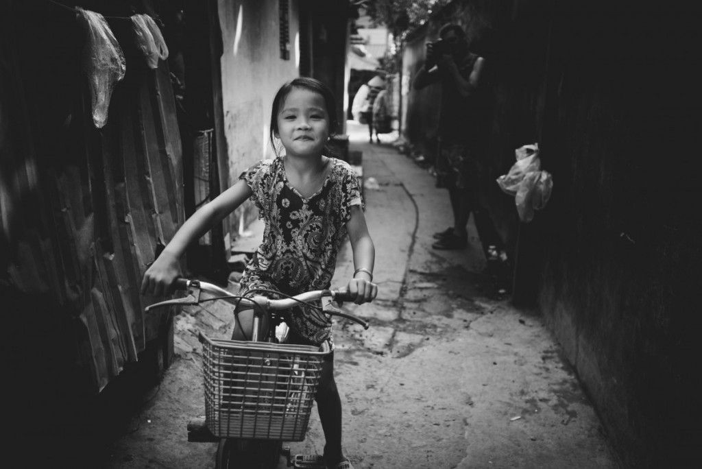 Analog People In A Digital World, Vietnam The Life